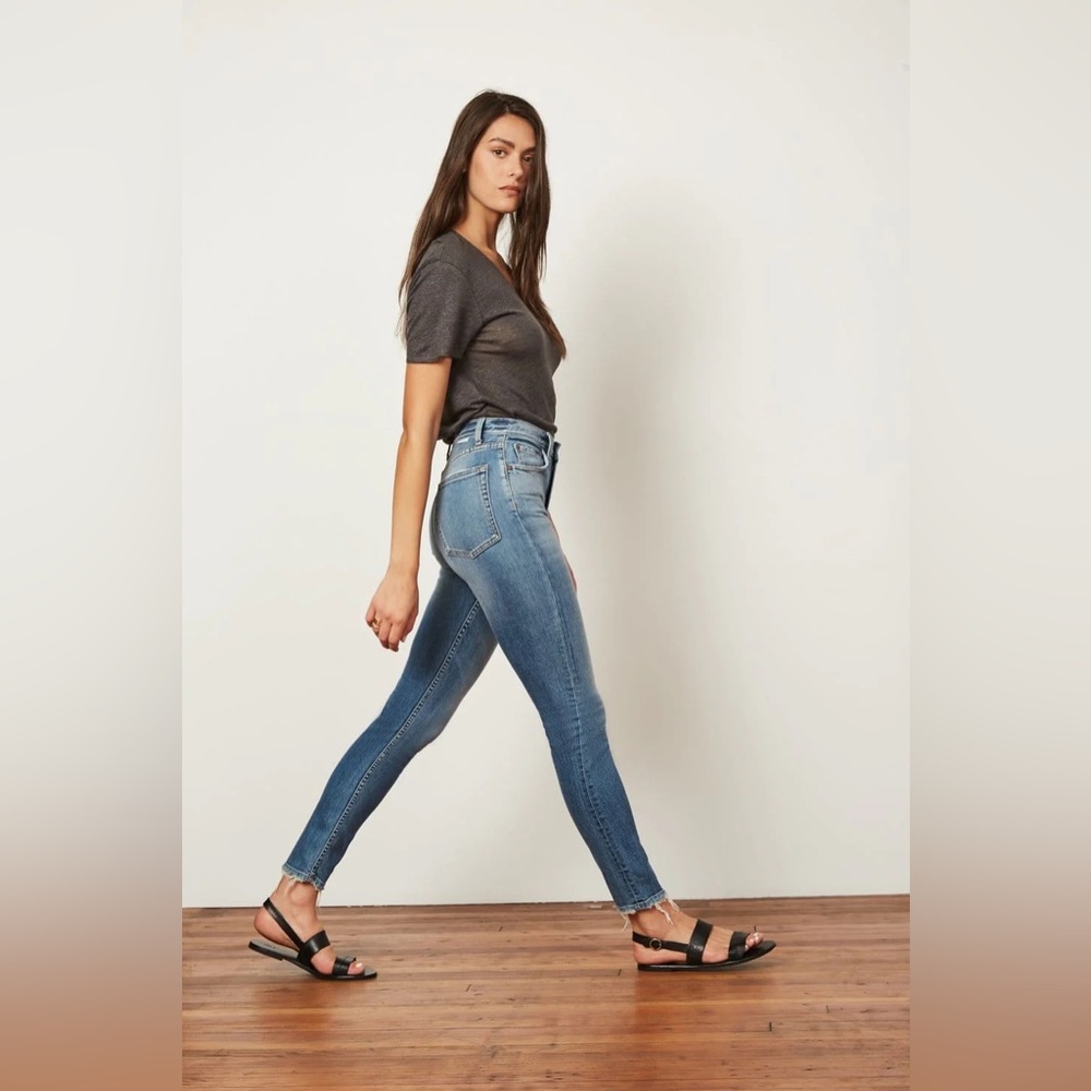 Boyish The Zachary Distressed Skinny Jeans in Best Foot Forward Size 24